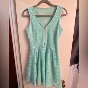 Mint Guess Dress Size Small